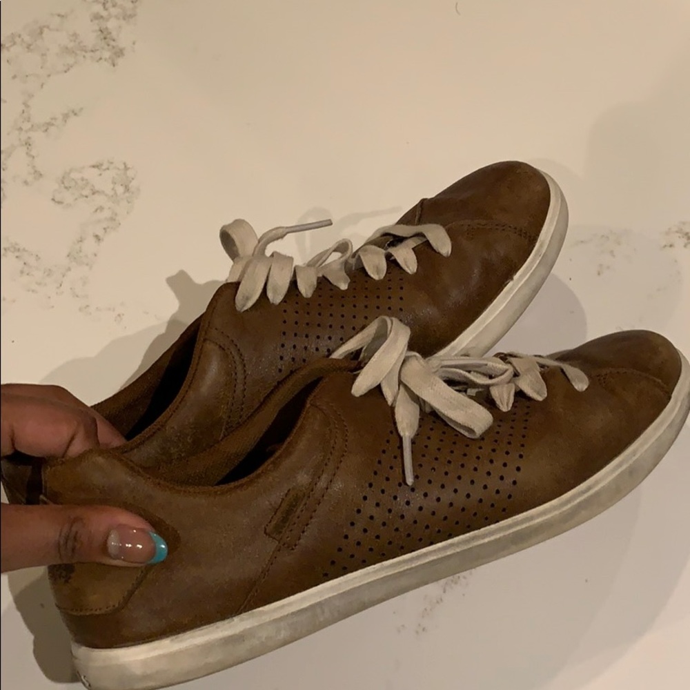 Roots Leather Sneakers